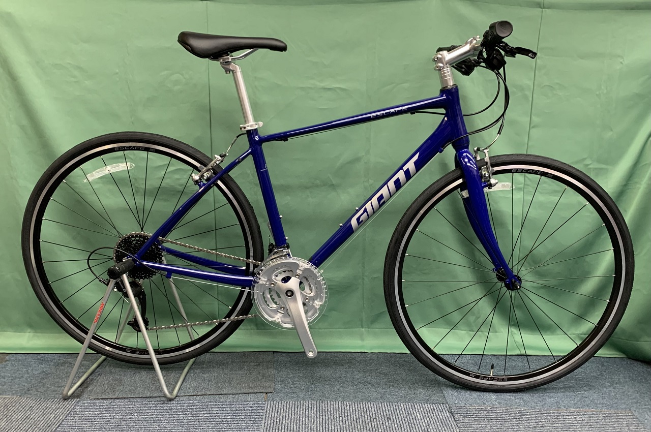 2023 GIANT Bicycles | ESCAPE R3 MS LTD