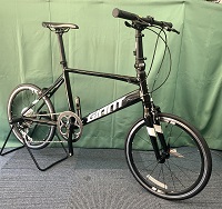 giant idiom2 black